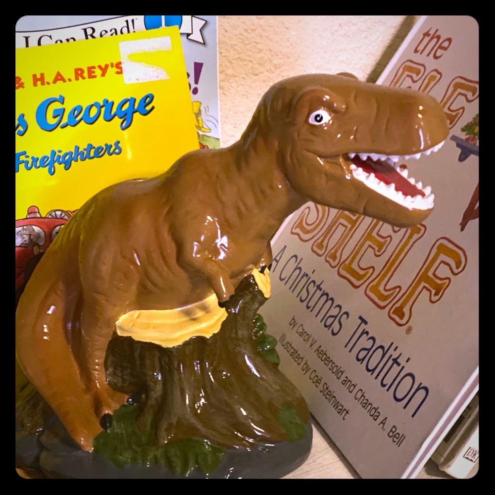Dino bank